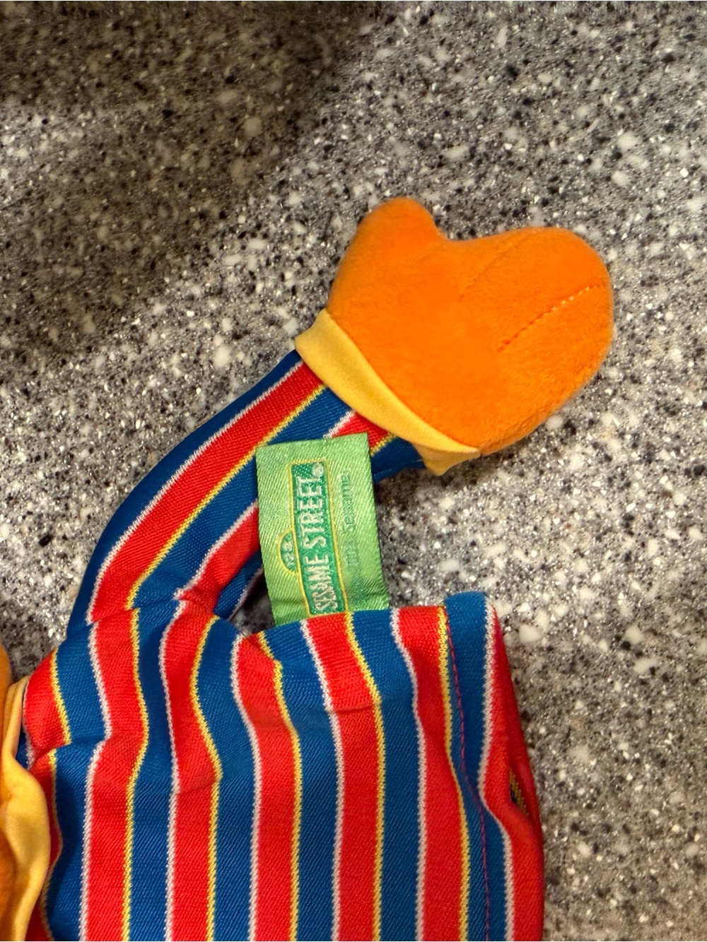 Ernie Sesame Street 2003 Gund Hand Puppet 9" & Sesame Workshop - Picture 2 of 4
